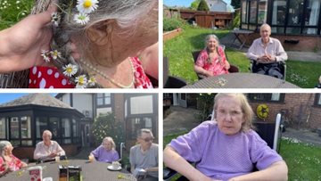 Aston House Residents have a day in the garden